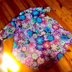 LuLaRoe medium floral Shirley kimono
